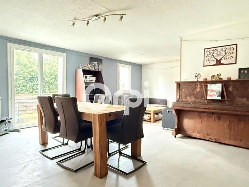 Maison - 102 m² - 4 pièces