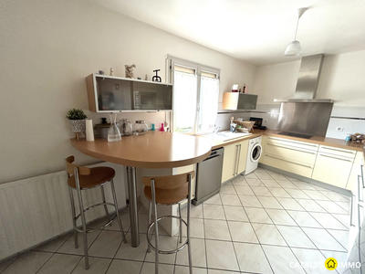 Maison traditionnelle - 115 m² - 5 pièces