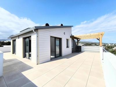 Duplex - 98 m² - 4 pièces