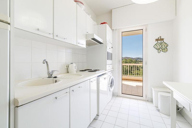 Appartement - 110 m² - 4 pièces