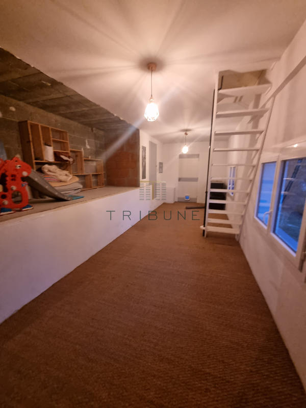 Maison - 96 m² - 4 pièces