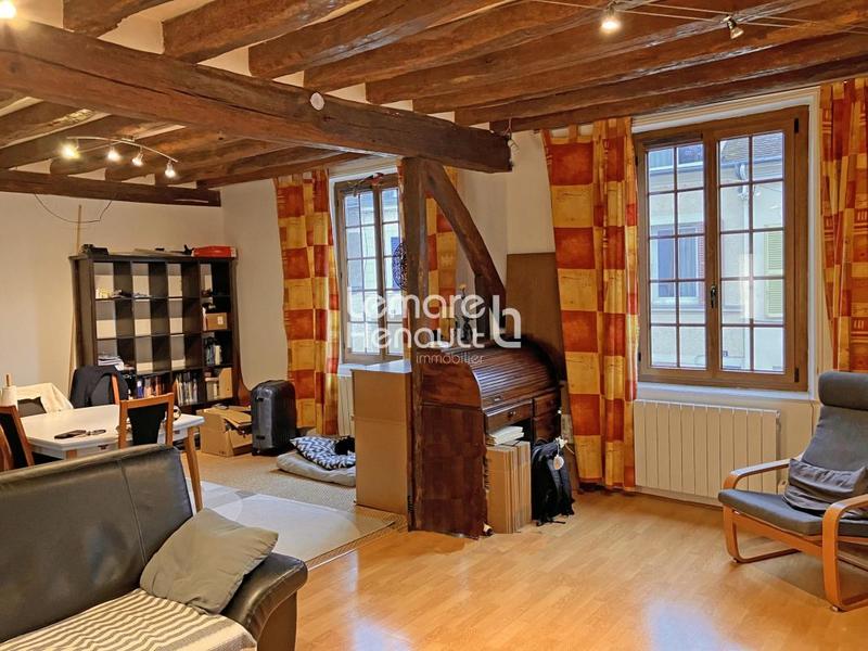Appartement - 94 m² - 6 pièces