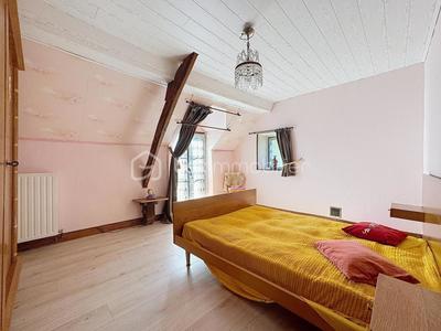 Maison - 295 m² - 12 pièces