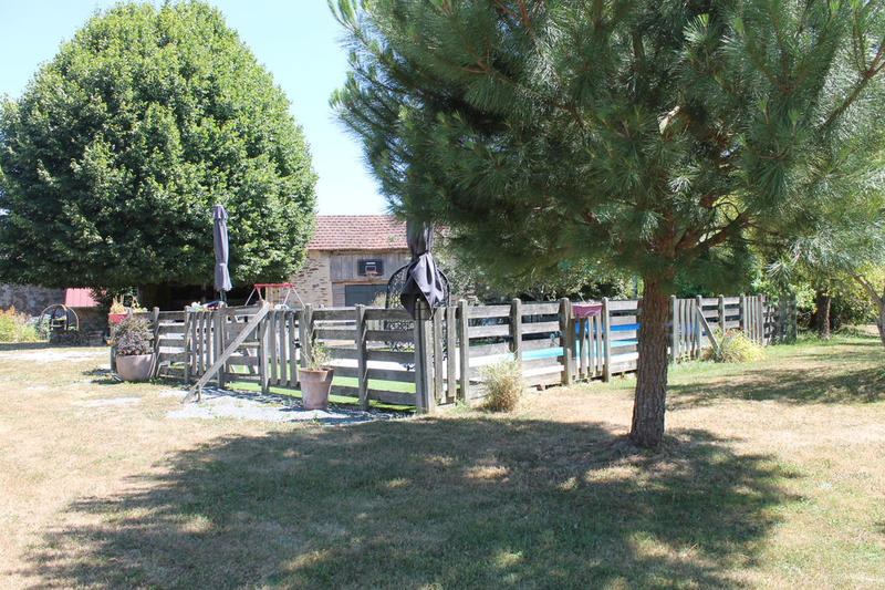 Maison - 124 m² - 9 pièces