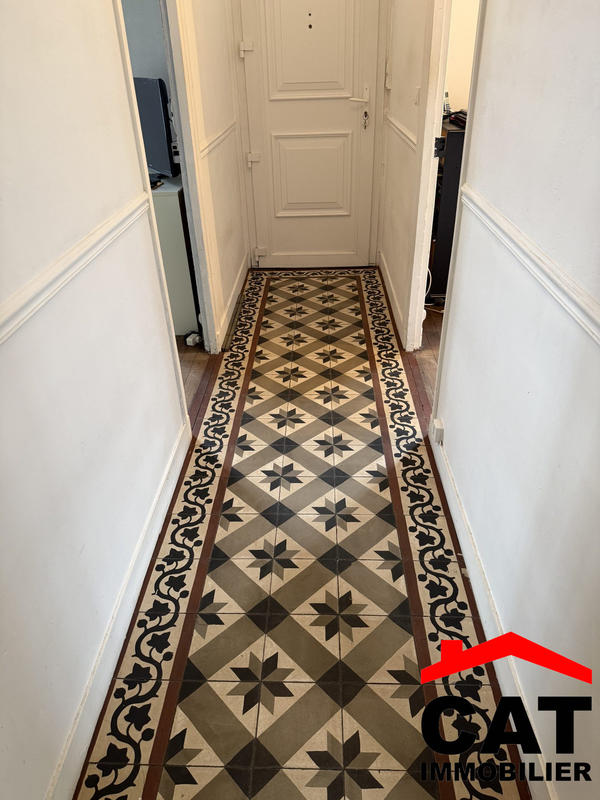 Maison traditionnelle - 105 m² - 5 pièces