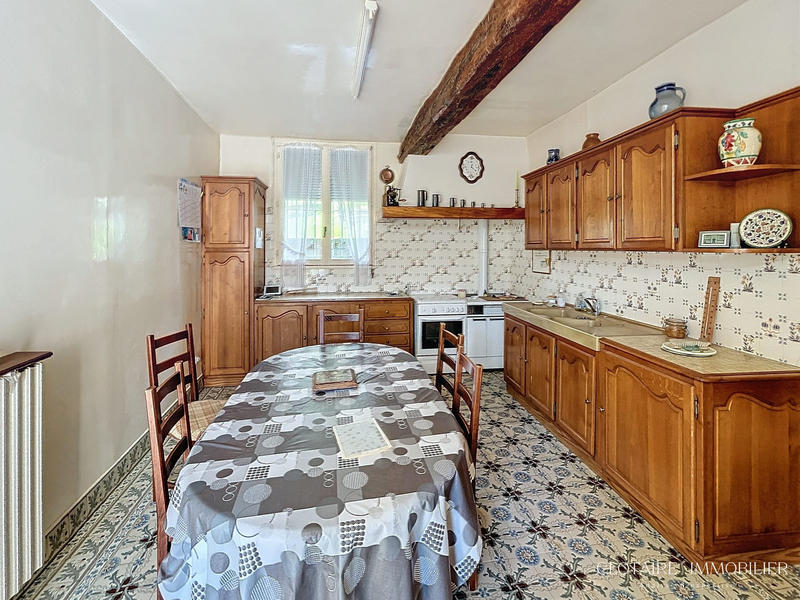 Ferme - 750 m² - 5 pièces