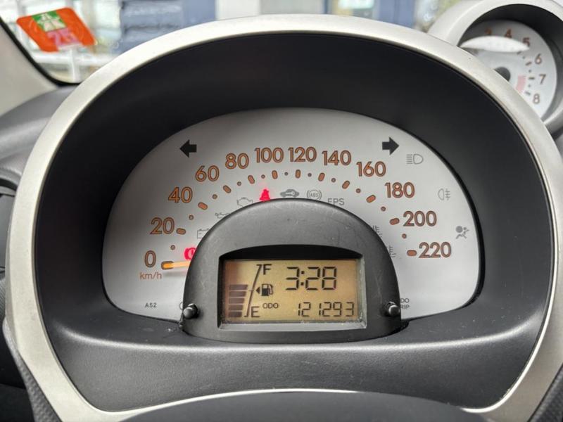 Daihatsu Sirion II 1.3 X