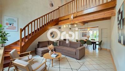 Maison - 182 m² - 4 pièces