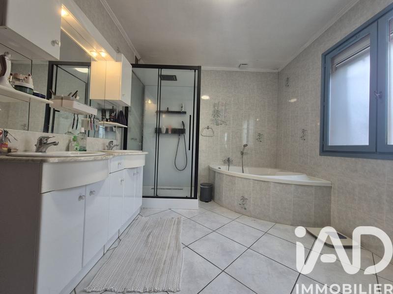 Maison - 132 m² - 4 pièces