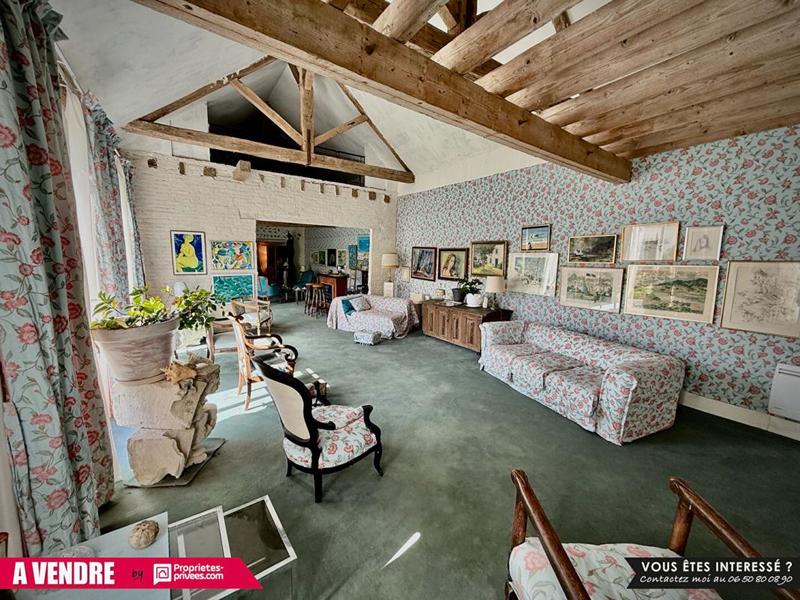 Propriété - 343 m² - 10 pièces