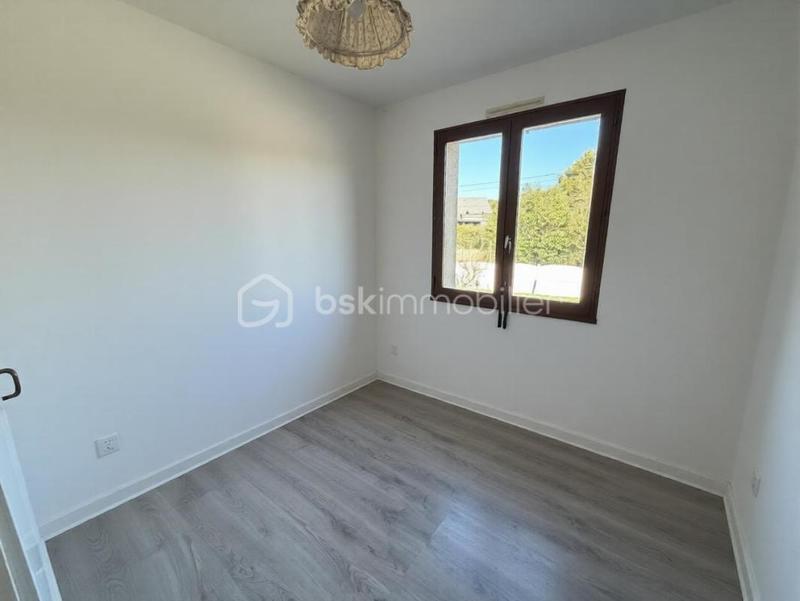 Maison traditionnelle - 82 m² - 4 pièces