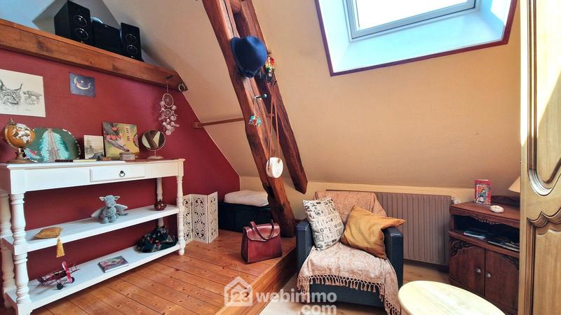 Maison - 210 m² - 6 pièces