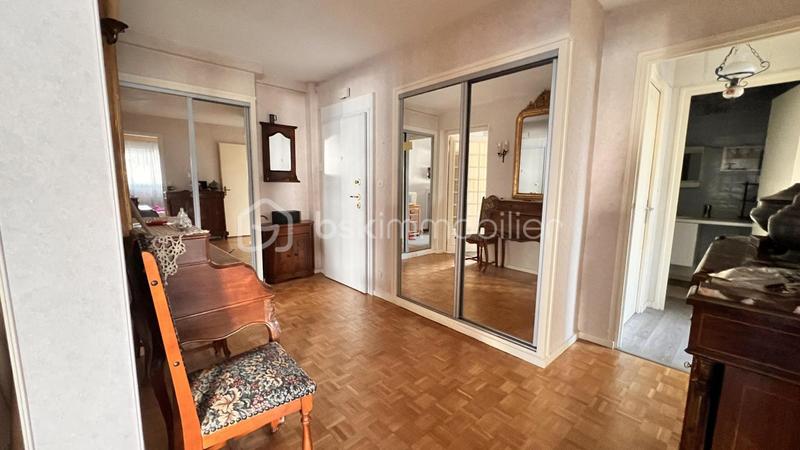 Appartement - 94 m² - 4 pièces