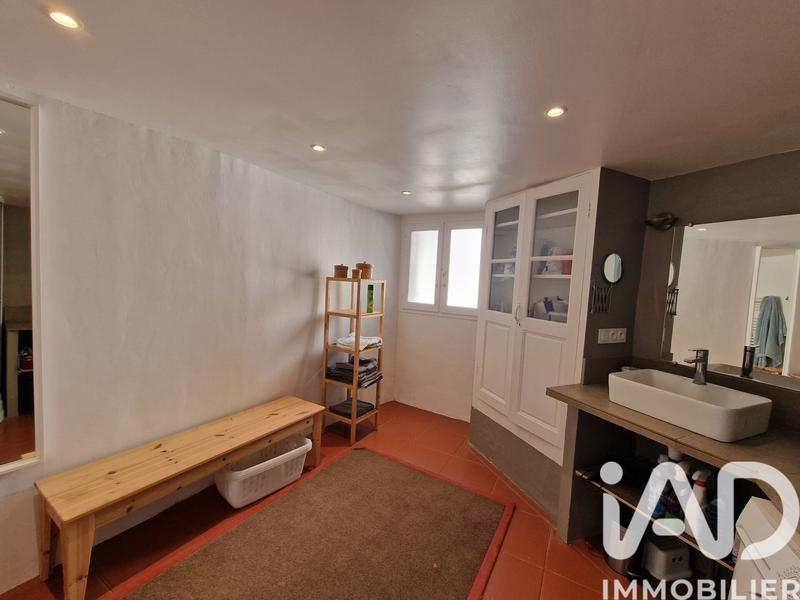 Maison - 99 m² - 5 pièces