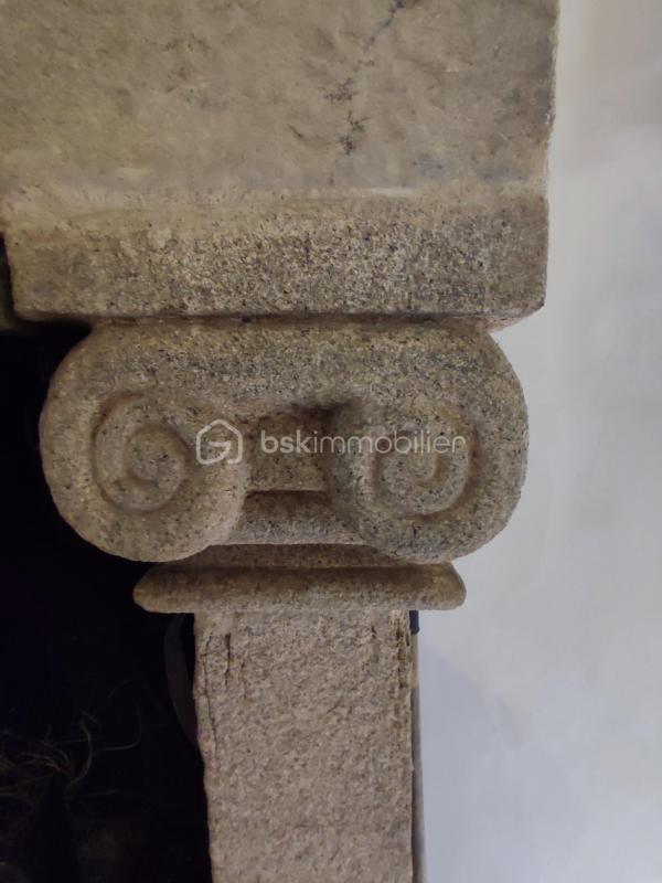 Demeure - 198 m² - 9 pièces