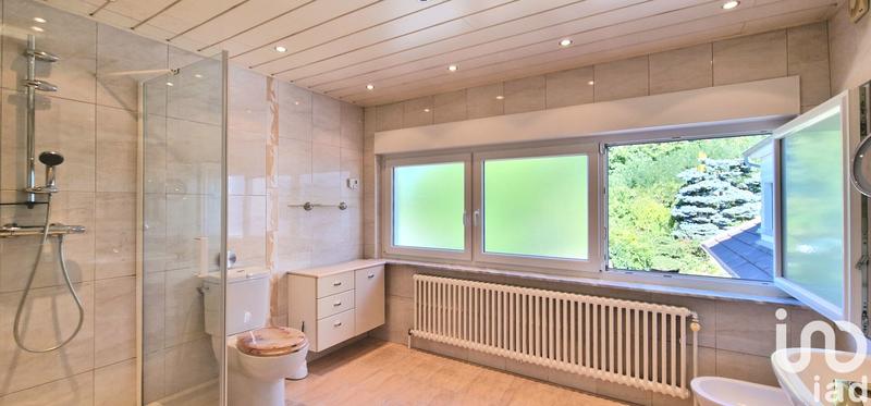 Maison - 334 m² - 10 pièces