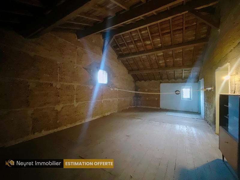 Propriété - 172 m² - 6 pièces