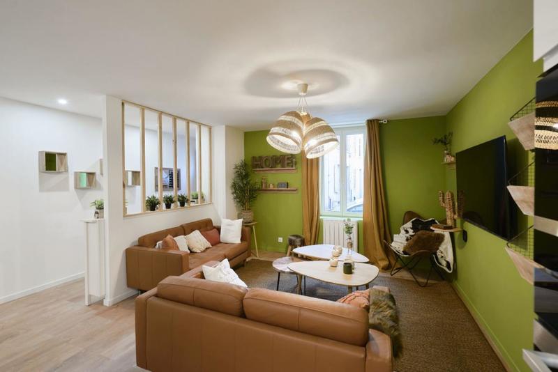 Maison - 148 m² - 8 pièces