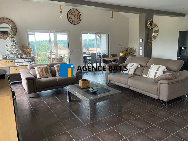 Maison - 119 m² - 5 pièces