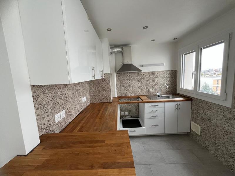 Appartement - 65 m² - 4 pièces