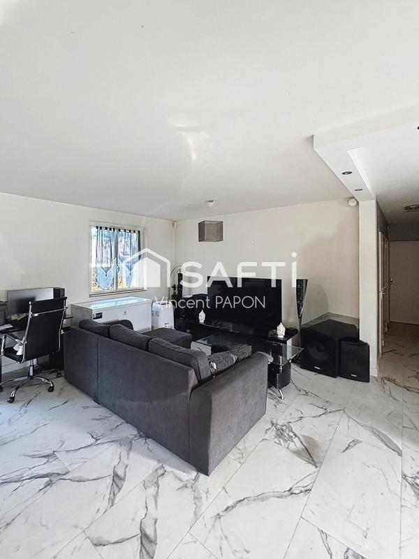 Maison - 95 m² - 4 pièces