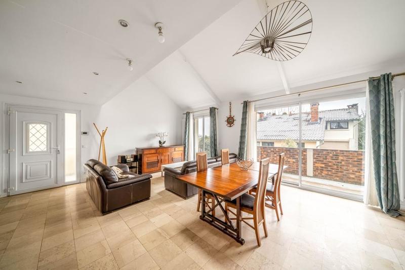 Maison de ville - 166 m² - 5 pièces