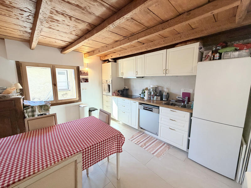 Maison - 324 m² - 5 pièces