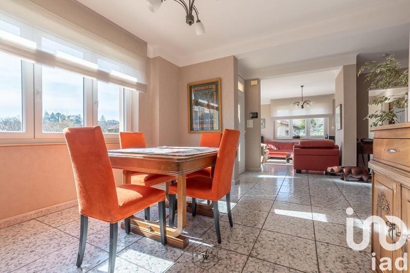 Maison - 164 m² - 8 pièces