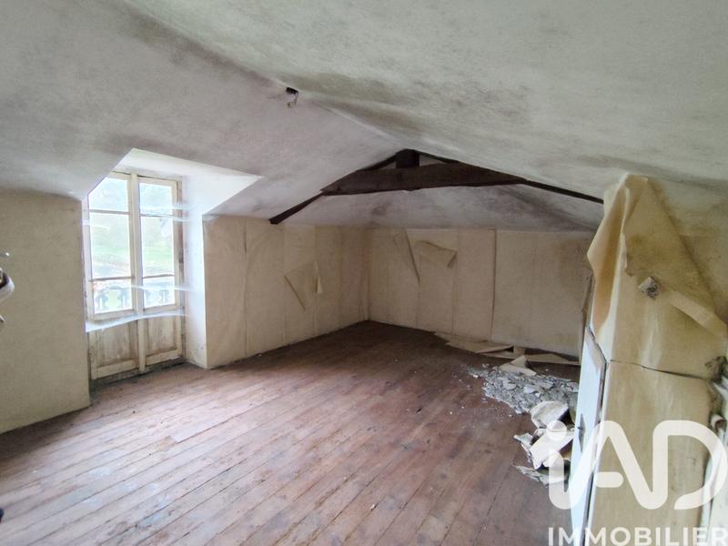 Maison - 170 m² - 6 pièces