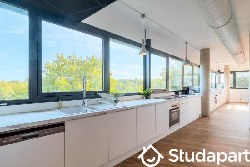 Chambre - 12 m² - 1 pièce