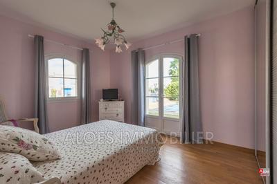 Maison - 184 m² - 5 pièces