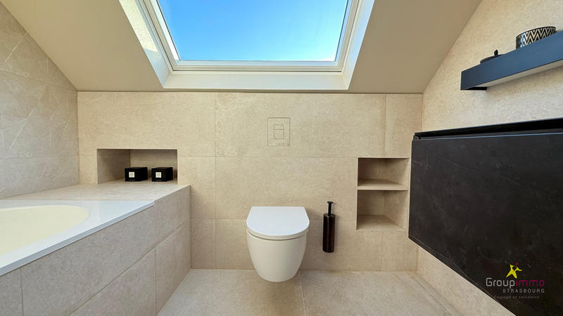 Maison - 135 m² - 6 pièces