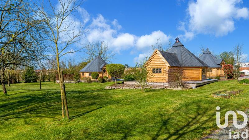 Maison - 360 m² - 14 pièces