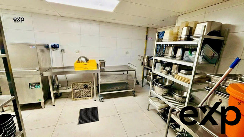 Fonds de commerce - Magasins - 1 118 m²