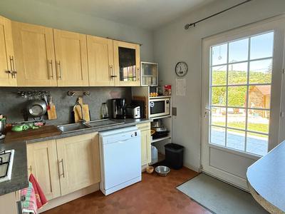 Maison traditionnelle - 98 m² - 5 pièces