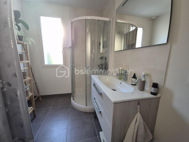 Maison traditionnelle - 136 m² - 6 pièces