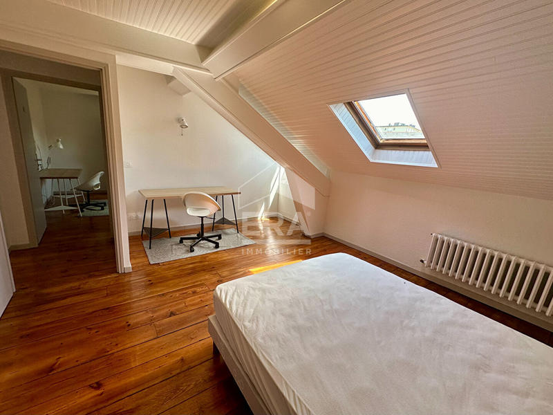 Maison - 338 m² - 14 pièces