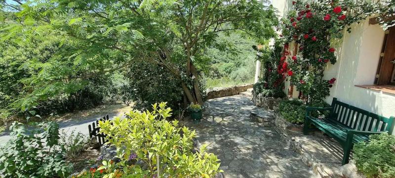 Mas - 302 m² - 12 pièces