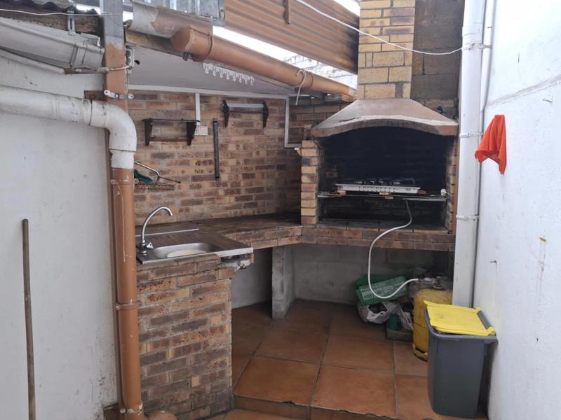 Immeuble - 241 m² - 10 pièces