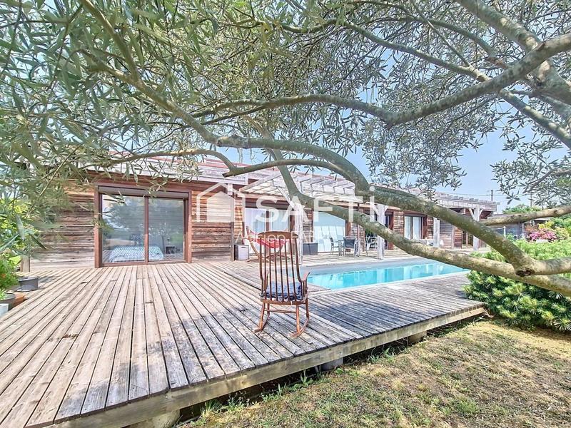 Maison - 176 m² - 5 pièces