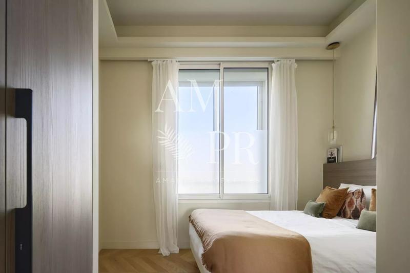 Appartement - 100 m² - 4 pièces