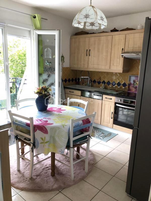 Maison traditionnelle - 95 m² - 4 pièces