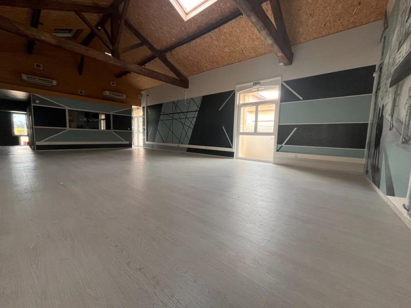 Bureau - 150 m² - 3 pièces