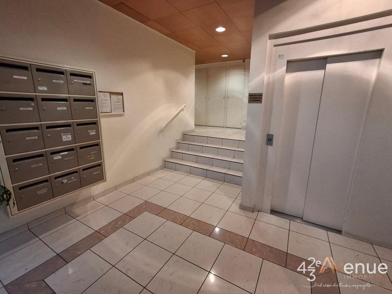 Appartement - 82 m² - 4 pièces