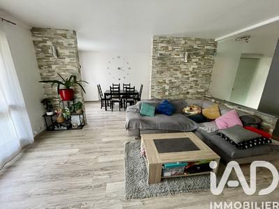 Appartement - 79 m² - 3 pièces
