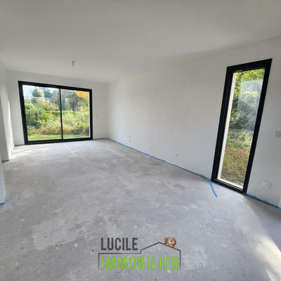 Maison - 110 m² - 4 pièces