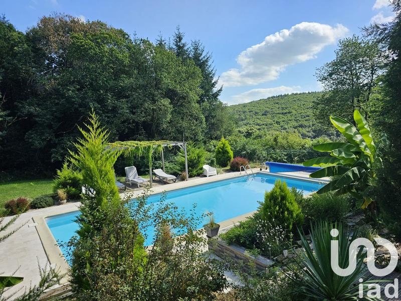 Maison - 140 m² - 6 pièces