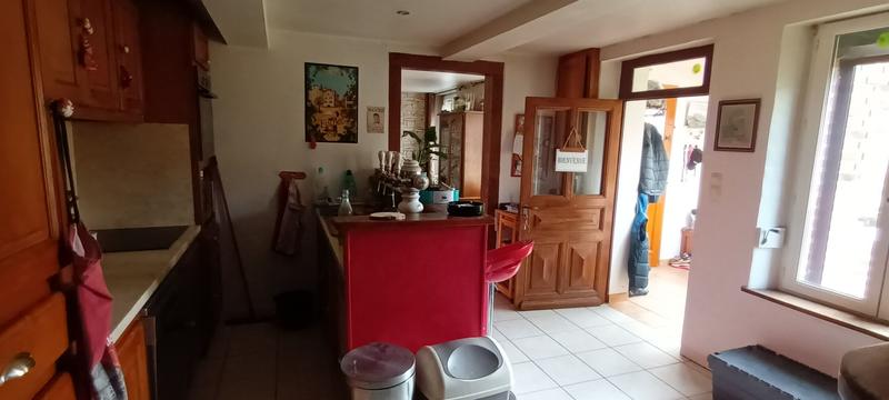 Maison - 300 m² - 8 pièces