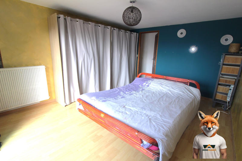 Maison - 165 m² - 8 pièces