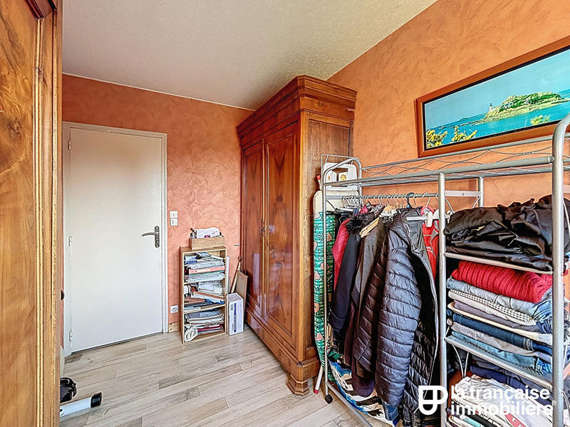 Maison - 121 m² - 5 pièces